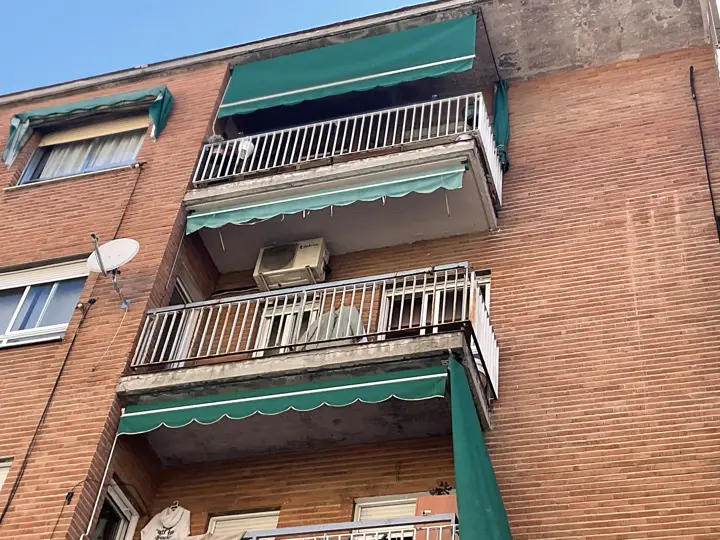 Balcones y frentes de forjado · 2026