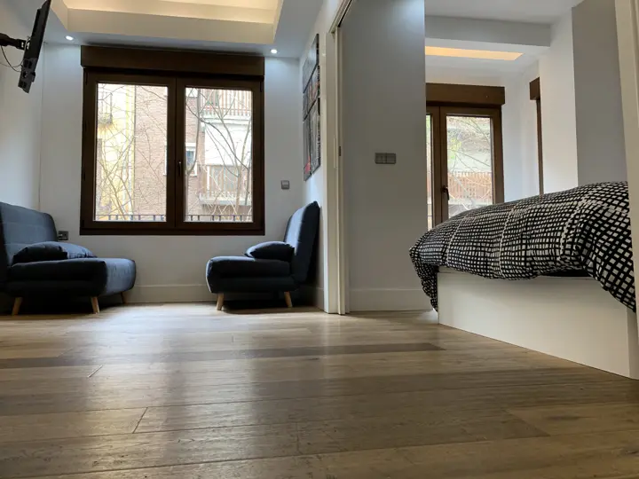 Zona de estar junto a la ventana · 2020