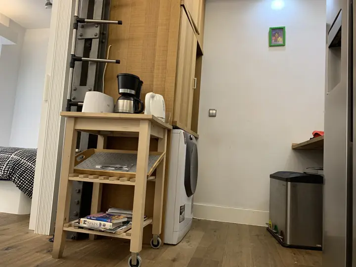 Office con mueble auxiliar · 2020