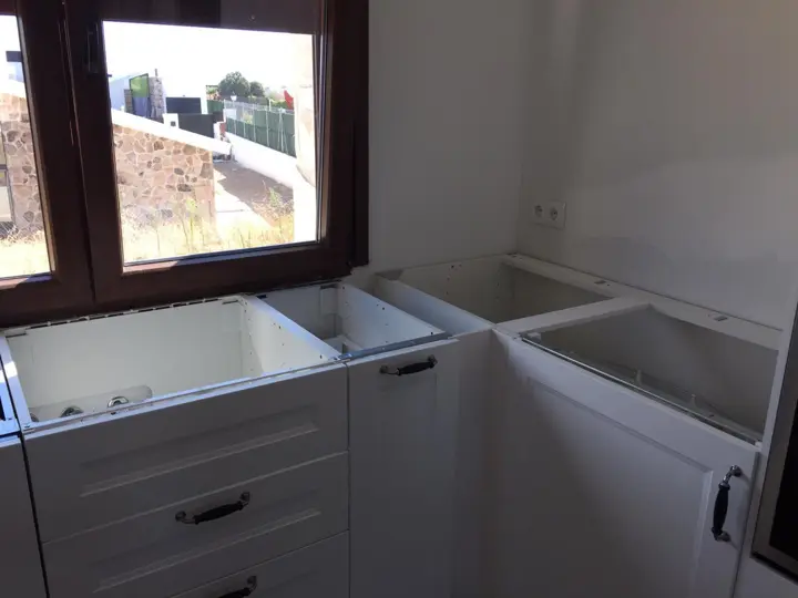 Montaje de la cocina · 2020