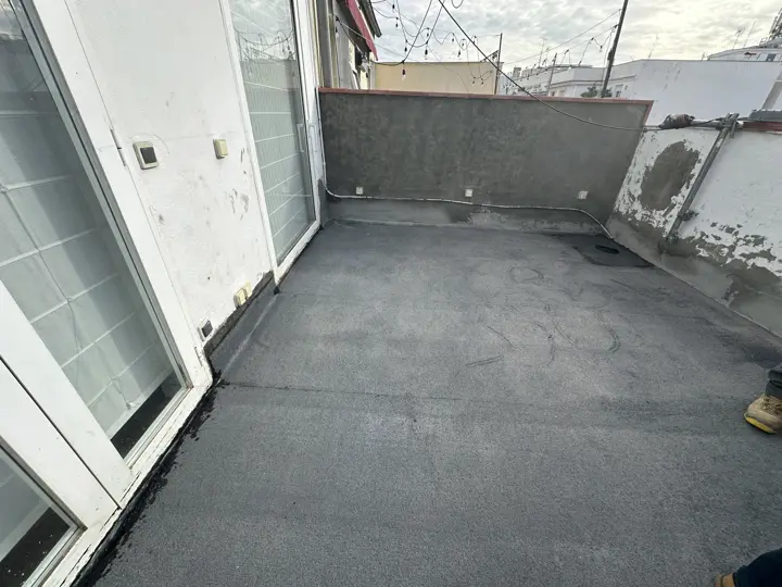 Terraza de ático terminada · 2024